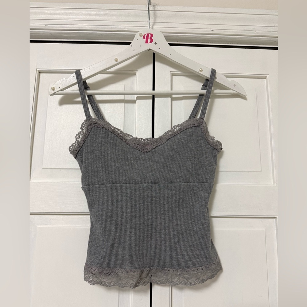 EDIKTED Mireille Lacey Tank Top Cropped Women’s XS Y2K Insp Babydoll Lace Trim - Picture 2 of 9